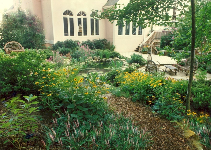 Meandering paths and seating